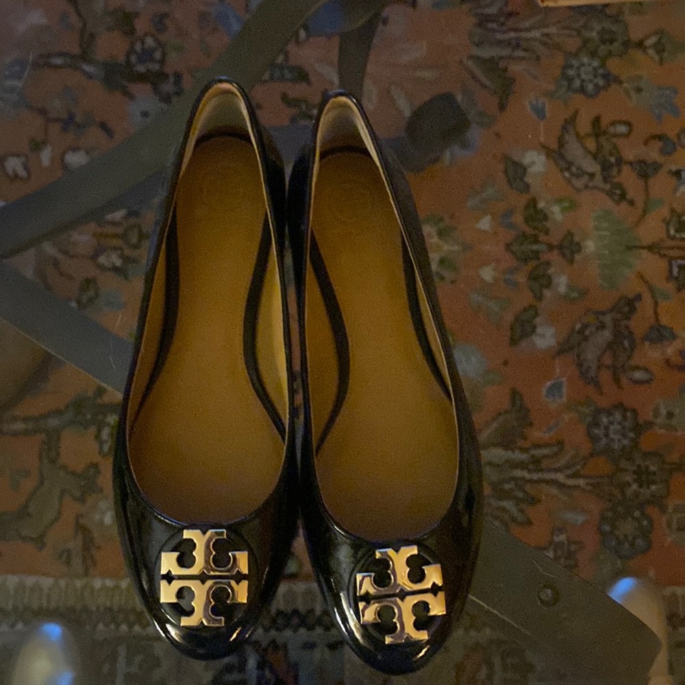 Tory Burch Black Patented Ballet Flats - only worn inside - like brand new
